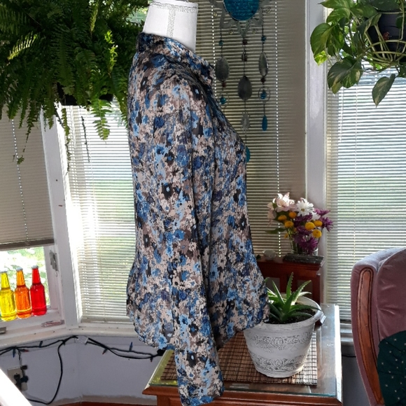 APT 9 floral patterned buttondown ribbed blouse - Picture 4 of 10